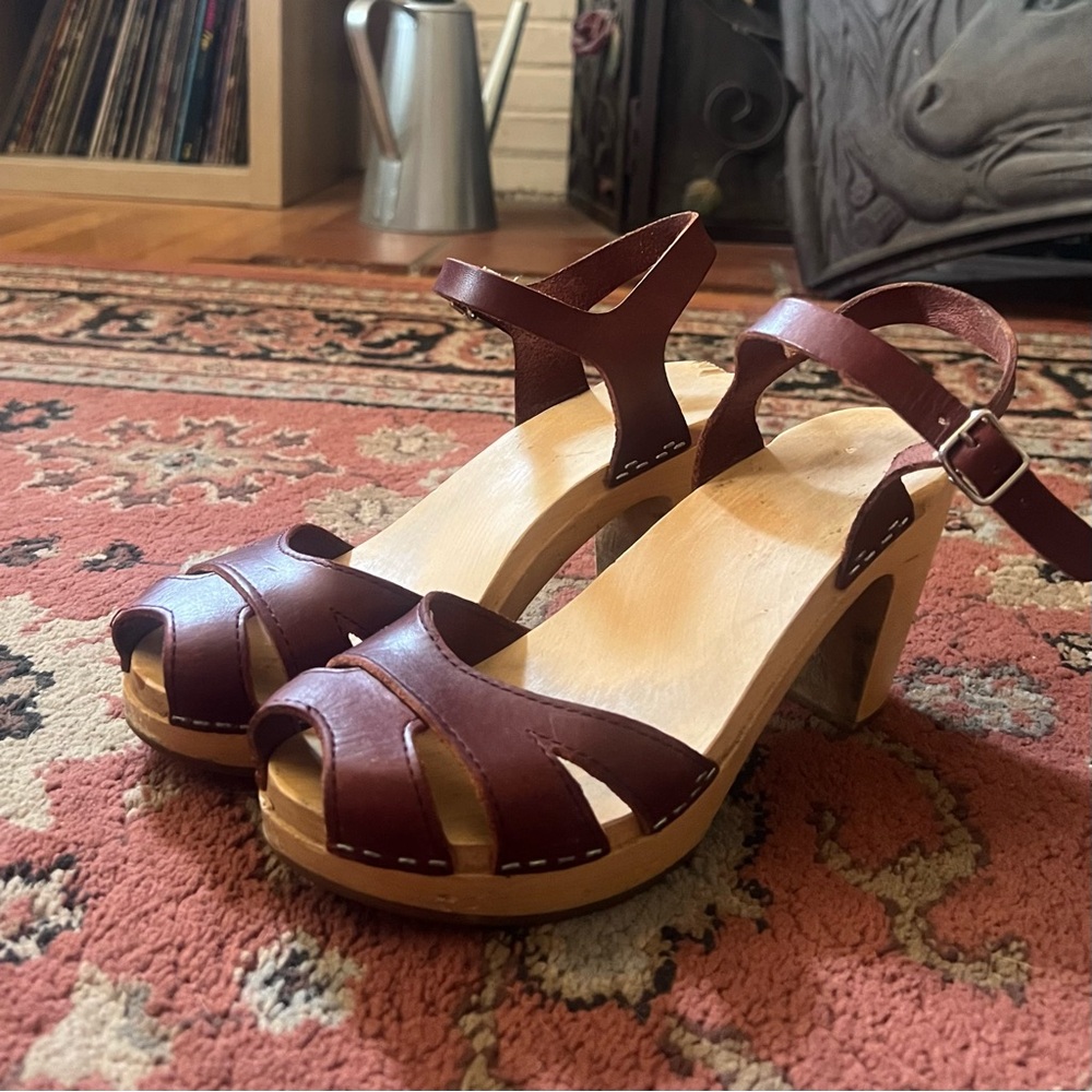 Swedish Hasbeens Sky high sandal size 38 7.5